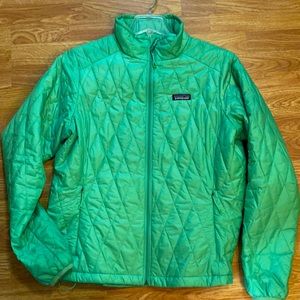 Patagonia like new nano puff jacket